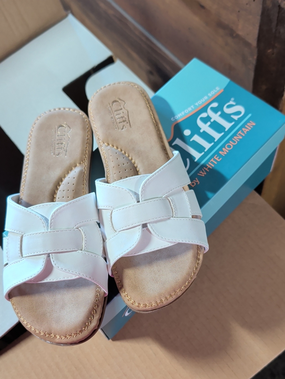 Cliffs by WHITE MOUNTAIN Fredie White Sueded Slide Sandals